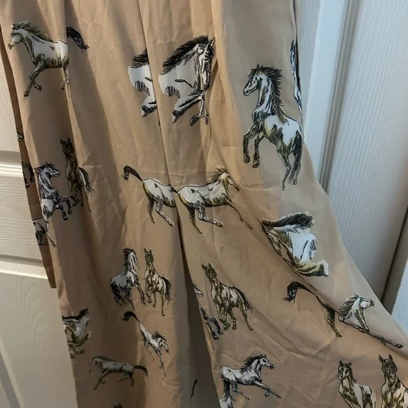 Nwt LALA Tan Horse Print Jumpsuit Large - Picture 6 of 7
